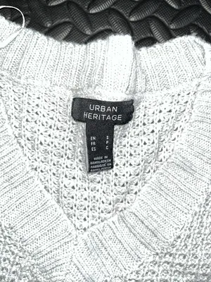 Urban Heritage White Knit V Neck Sweater Size Small thumbnail 3