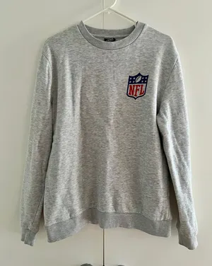 asos nfl grey crewneck sweatshirt size medium thumbnail 1