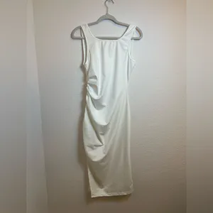 White Ruched Dress Size‎ Large thumbnail 3