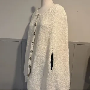 Cream Knit Button thumbnail 7