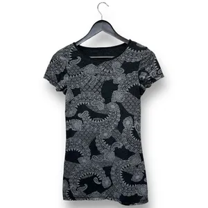 NEW Women's Reversible Grey Paisley Print T-Shirt Size‎ XS Casual Dark Academia thumbnail 2