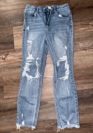 Cello Jeans Ripped thumbnail 1