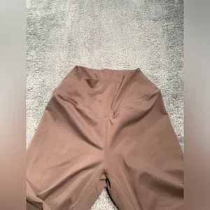 Balance athletica Brown High-Waisted Leggings XS thumbnail 4