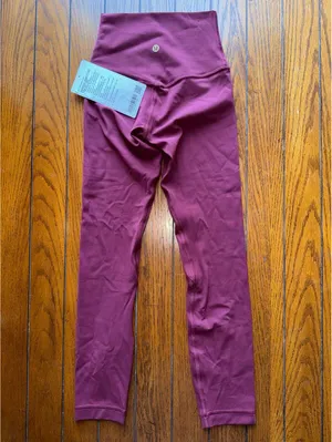 Lululemon Align High Rise 25” NY, Burgundy Bay Size 0 NWT thumbnail 2