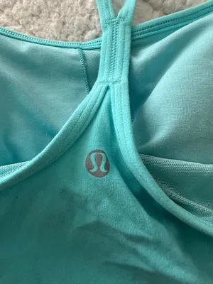 Lululemon tank top thumbnail 3