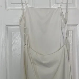 Urban Outfitters White Bodycon Mini Dress Adjustable Strap Hidden Zip NWOT thumbnail 4