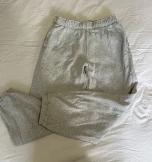Lululemon Grey jogger sweatpants medium thumbnail 1