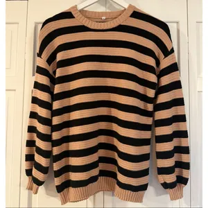 Amazon crewneck tan and black striped sweater size small thumbnail 2