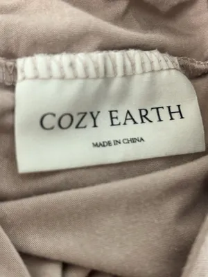 Cozy Earth Women’s Bamboo Pajama Set XS/ Small Short Sleeve Shirt Long Pant READ thumbnail 8