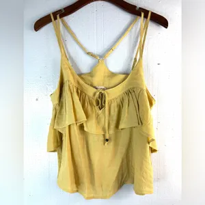 Hem & Thread M Strappy Ruffle Golden Tiered Ruffle Layer Crop Top thumbnail 8