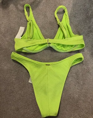 Hollister Bikini thumbnail 2