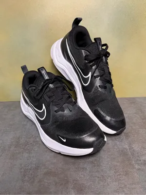 Nike Cosmic HM4402-003 Black/White Women's Sneakers Size 7.5-8 thumbnail 14