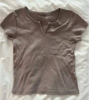 John Galt Ashlyn Notch Tee thumbnail 2