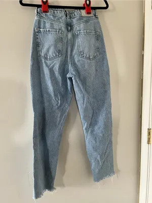 Zara Light Wash Distressed Mom Jeans 2 High Rise Minimalist Capsule Wardrobe thumbnail 6