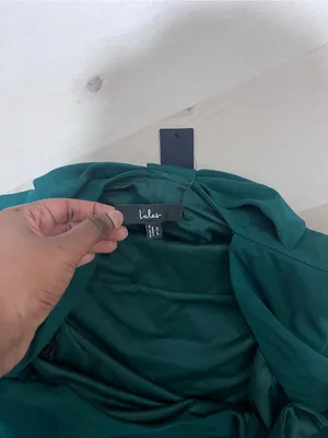 Lulus NWT Women XL Emerald Exquisite Refinement Backless Bow Ruffled Maxi Dress thumbnail 11