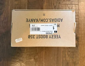 Yeezy 350 Boost V2 White Cream thumbnail 8