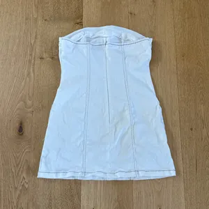 White Fox Mini Dress Strapless Wandering Heart Size M White thumbnail 3