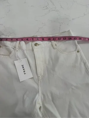Frame Denim White Mid-Rise Denim Shorts thumbnail 11