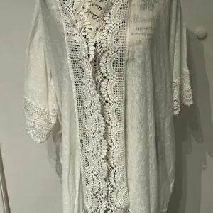 White Lace Kimono Cardigan Size 18W thumbnail 3