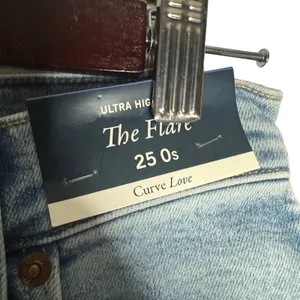 NWT Abercrombie & Fitch 0 S Ultra High Rise Flare Curve Love Jeans Medium Blue thumbnail 5