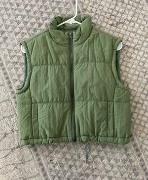 Dry Goods Vest Puffer Green thumbnail 1
