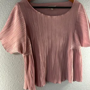 Madewell Texture & Thread Micropleat Top in Vintage Mauve thumbnail 6