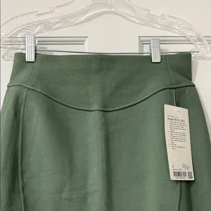 Lululemon Scuba Mini Olive Green Skirt size SP thumbnail 2