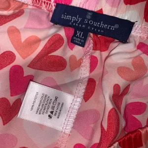 Simply Southern Red and Pink Heart Satin Pajamas size XL thumbnail 7