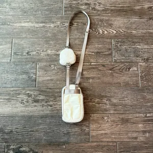 Lululemon Sherpa Modular Phone Crossbody Bag with Coin Pouch thumbnail 4