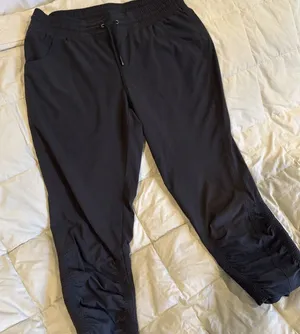 Athleta Black Drawstring Elastic Waist Pants With Pockets Size 8 thumbnail 1