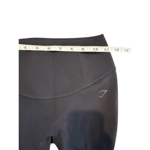 Gymshark XS Black Capri Workout Leggings thumbnail 6