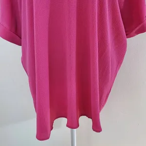 Sami & Jo Hot Pink Short Sleeve Blouse Size 1X Pink Blouse with Strappy Front thumbnail 3