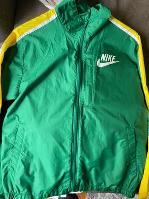 Nike Windbreaker thumbnail 1
