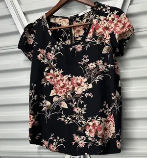 Papaya Black Floral Short Sleeve Blouse thumbnail 3