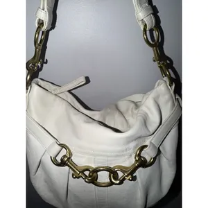 COACH Hampton White, Hobo Bag With Gold Hardware Tone Purse Shoulder Bag‎ 8B15 F thumbnail 3