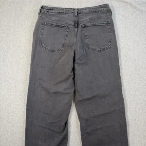 Old Navy Women's Size 12 High Rise O.G. Loose Fit Black Denim Jeans thumbnail 9