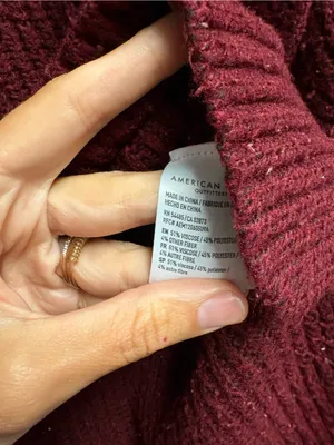 American Eagle Viscose Blend Sweater Size Medium thumbnail 3
