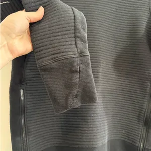 All in Motion Target Ribbed Mockneck Zipper Black Pullover Sweatshirt Size Small thumbnail 6