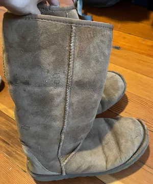 UGG Chestnut Tall Boots thumbnail 1