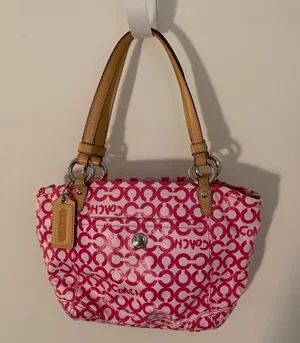 Like New Vintage Coach Shoulder Bag thumbnail 1