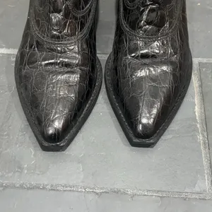 Lavorazione Artigiana Black Textured Leather Short Western Style Boot - 8.5N thumbnail 3