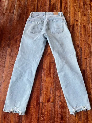 American Eagle Ex-Boyfriend Jeans thumbnail 2