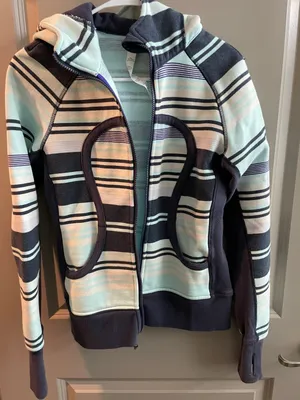 Lululemon Scuba Jacket thumbnail 1