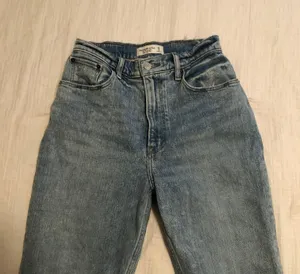 Abercrombie & Fitch A&F Wide Leg Flare Jeans thumbnail 8