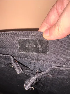 Mother The Pixie Swooner Skimp Jeans in Not Guilty thumbnail 5