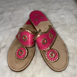 Jack Rogers Pink Gold‎ Leather Preppy Medallion Old Money Sandals Womens Size 5m thumbnail 13