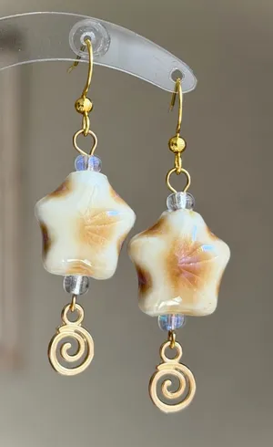 Handmade ceramic chunky star boho fairy y2k earrings⭐️💚 thumbnail 1