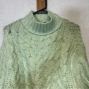 Free‎ People Carousel Mint Green Knit Long Sleeve Cropped Sweater Size XS thumbnail 4