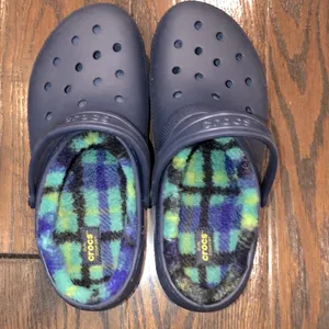 Crocs navy blue shoes size 6 thumbnail 2