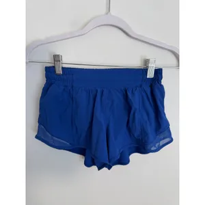 Lululemon Hotty Hot Short II 2.5" size 4 thumbnail 3